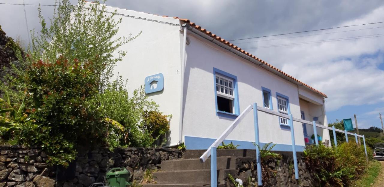 A Barraka: Rent Your Room In Flores! Lajes das Flores Exterior photo